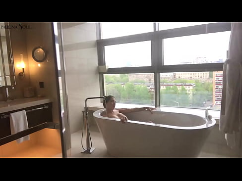 ❤️ Foshnjë e jashtëzakonshme që tund me pasion pidhin e saj në banjë Video porno në sq.klassikaprint.ru ❤