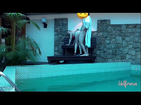 ❤️ Bosi fton shërbëtoren në pishinë, por nuk mundi t'i rezistonte një nxehtësie Video porno në sq.klassikaprint.ru ❤